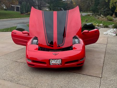 Used 2000 Chevrolet Corvette Convertible w/ Memory Pkg image 19