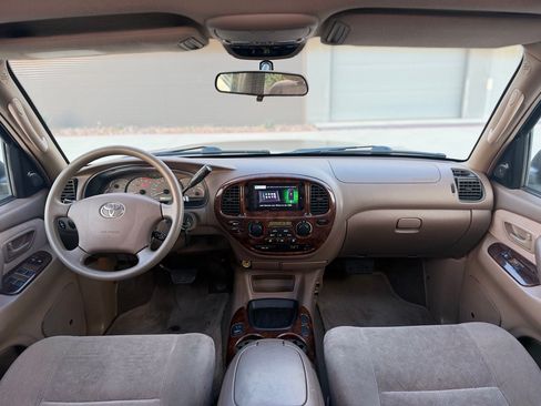 Used 2003 Toyota Sequoia SR5 RWD image 15