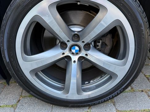 Used 2008 BMW 650i Coupe image 18