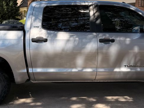 Used 2016 Toyota Tundra SR5 w/ TRD Off Road Package image 5