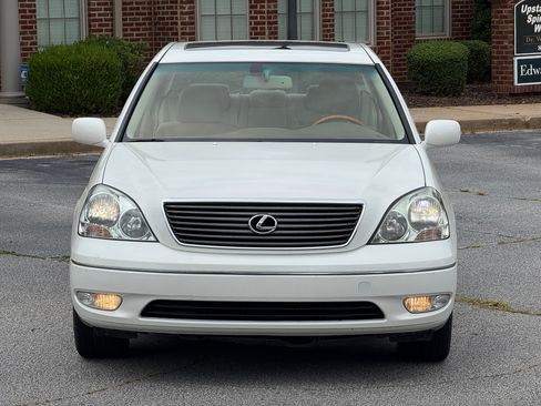 Used 2003 Lexus LS 430 RWD image 8