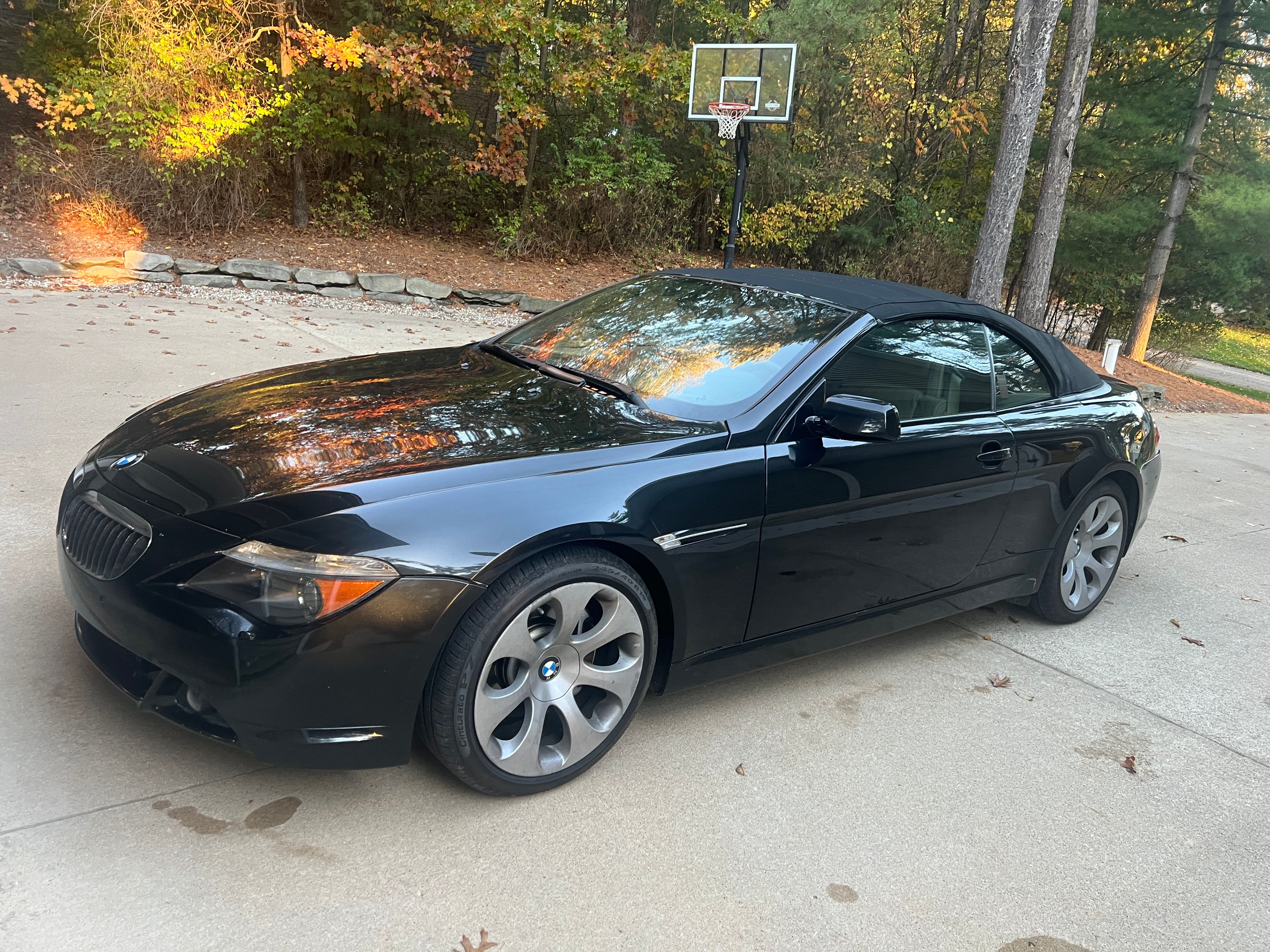 Used 2007 BMW 650i Convertible RWD image 2