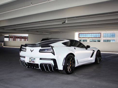 Used 2019 Chevrolet Corvette Z06 image 4