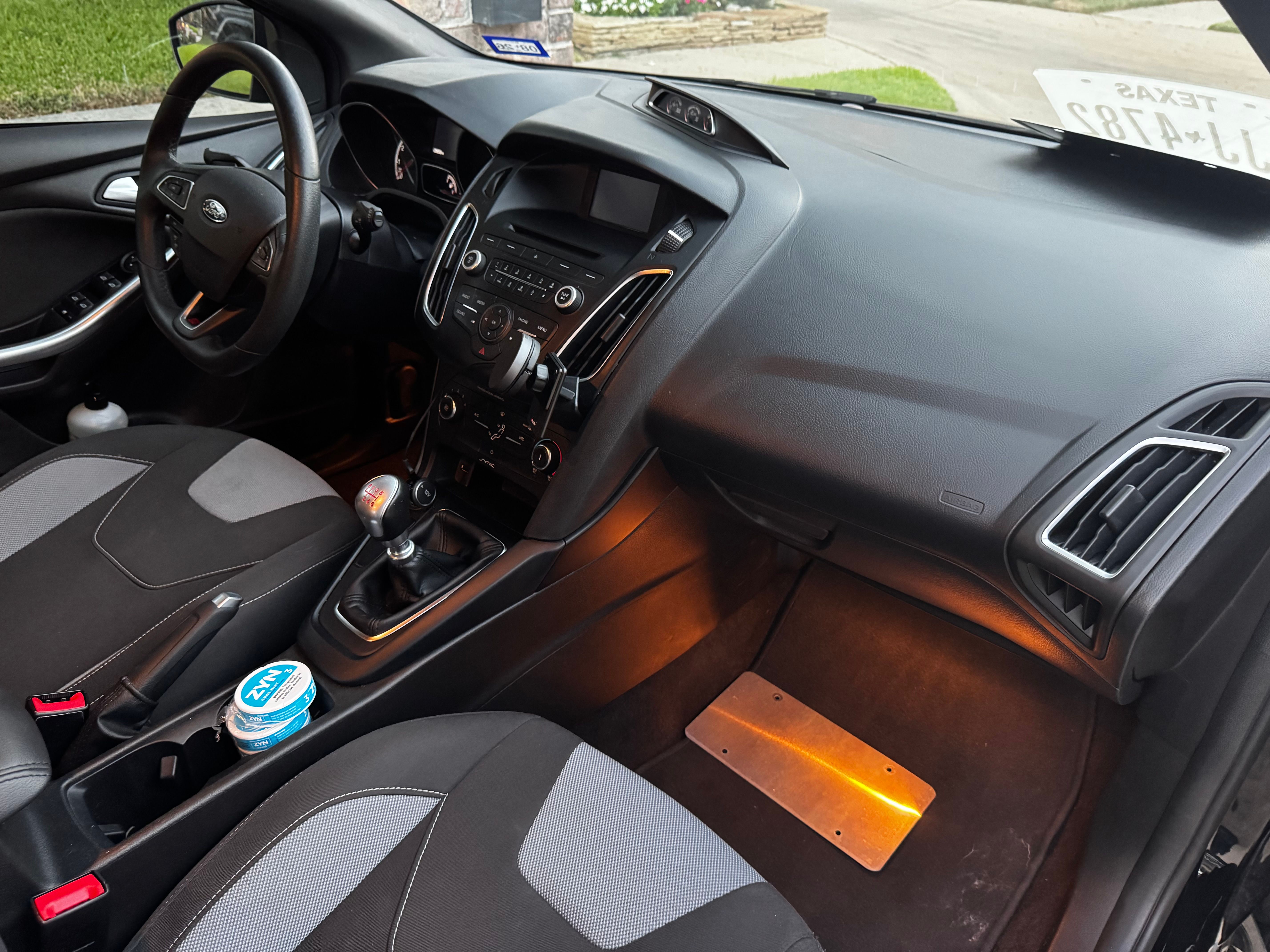 Used 2017 Ford Focus ST FWD image 11