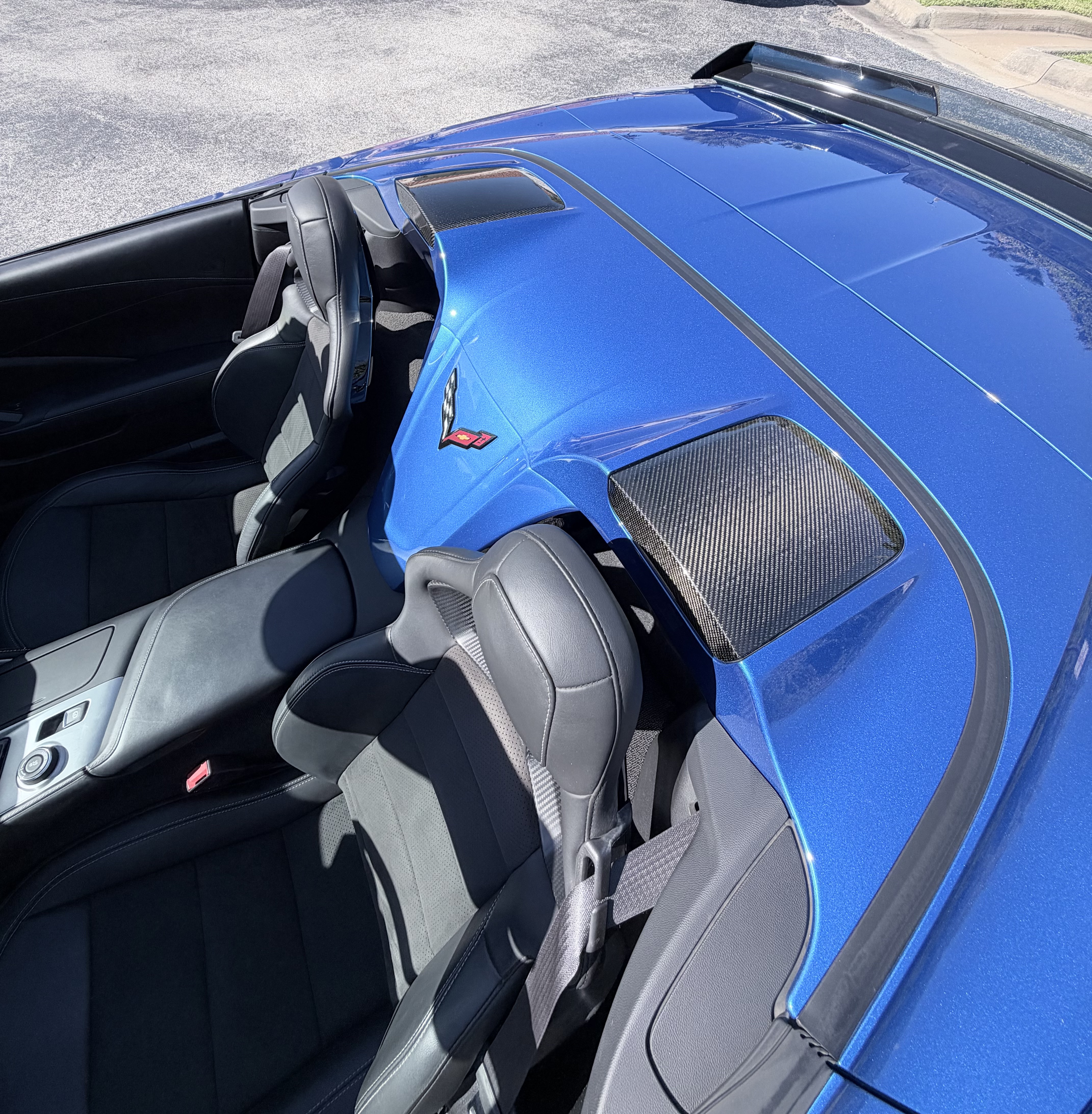 Used 2016 Chevrolet Corvette Z06 w/ 3LZ Preferred Equipment Group RWD image 12