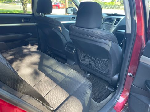 Used 2012 Subaru Outback 2.5i Premium w/ Popular Pkg 2 AWD/4WD image 15