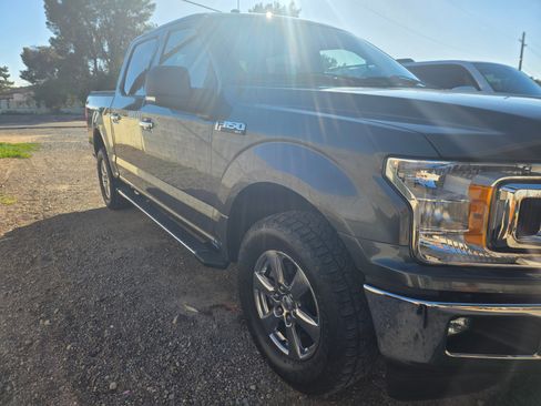 Used 2018 Ford F150 XLT w/ Equipment Group 302A Luxury image 6