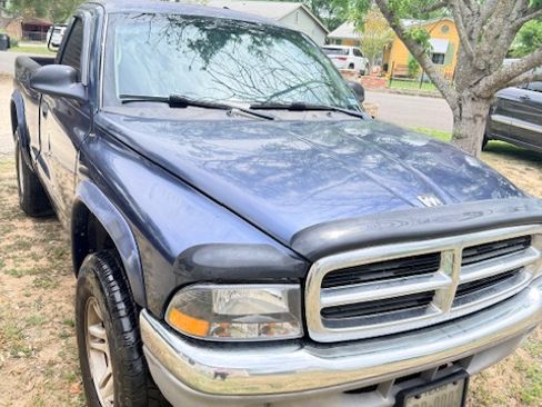 Used 2003 Dodge Dakota SLT image 2
