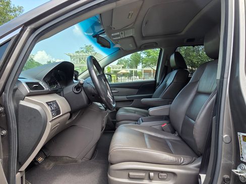 Used 2011 Honda Odyssey EX-L image 6