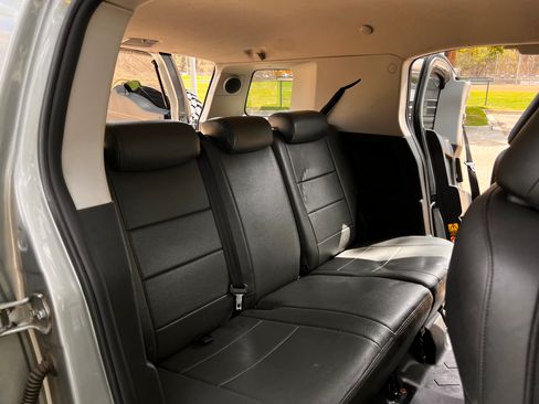 Used 2010 Toyota FJ Cruiser 4WD image 4