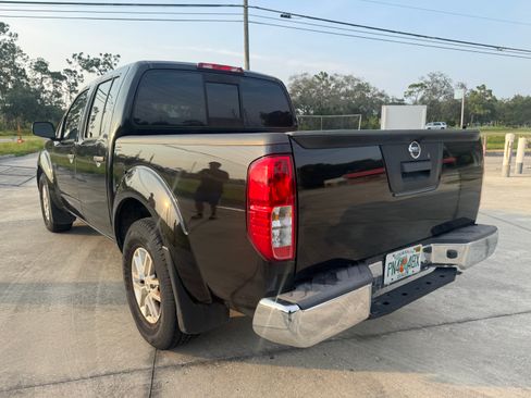 Used 2020 Nissan Frontier SV RWD image 10