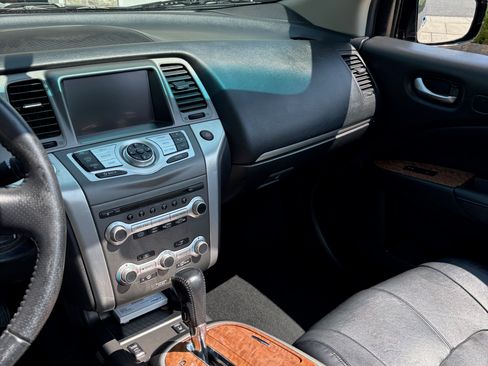Used 2014 Nissan Murano CrossCabriolet w/ Navigation Package AWD/4WD image 6