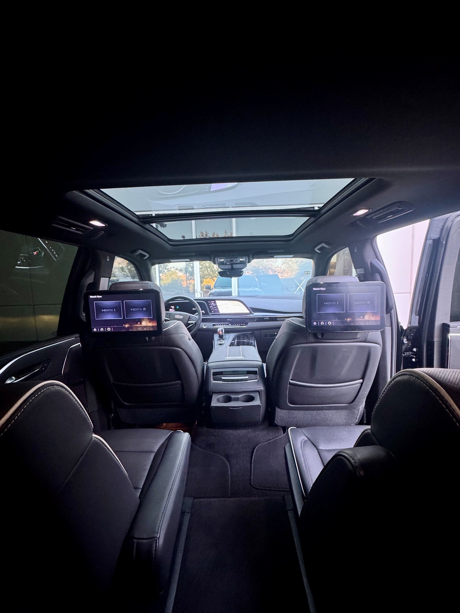 Used 2023 Cadillac Escalade ESV Sport w/ Touring Package AWD/4WD image 9