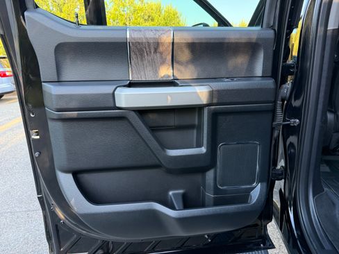 Used 2018 Ford F250 Lariat w/ Lariat Ultimate Package AWD/4WD image 19