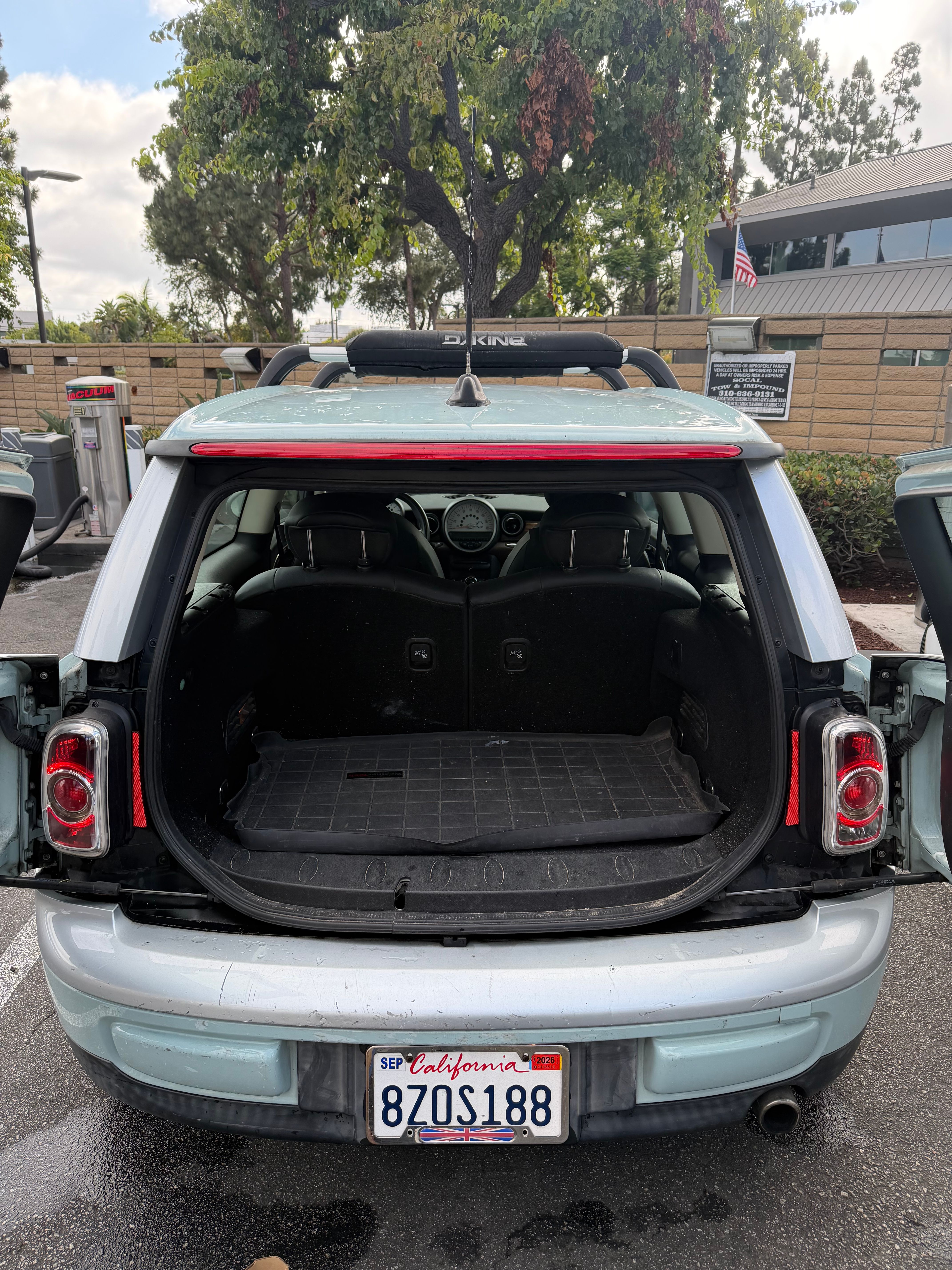 Used 2012 MINI Cooper Clubman FWD image 5