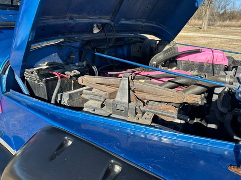 Used 1992 Jeep Wrangler 4WD image 11