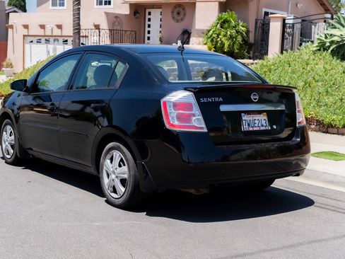 Used 2012 Nissan Sentra 2.0 FWD image 11