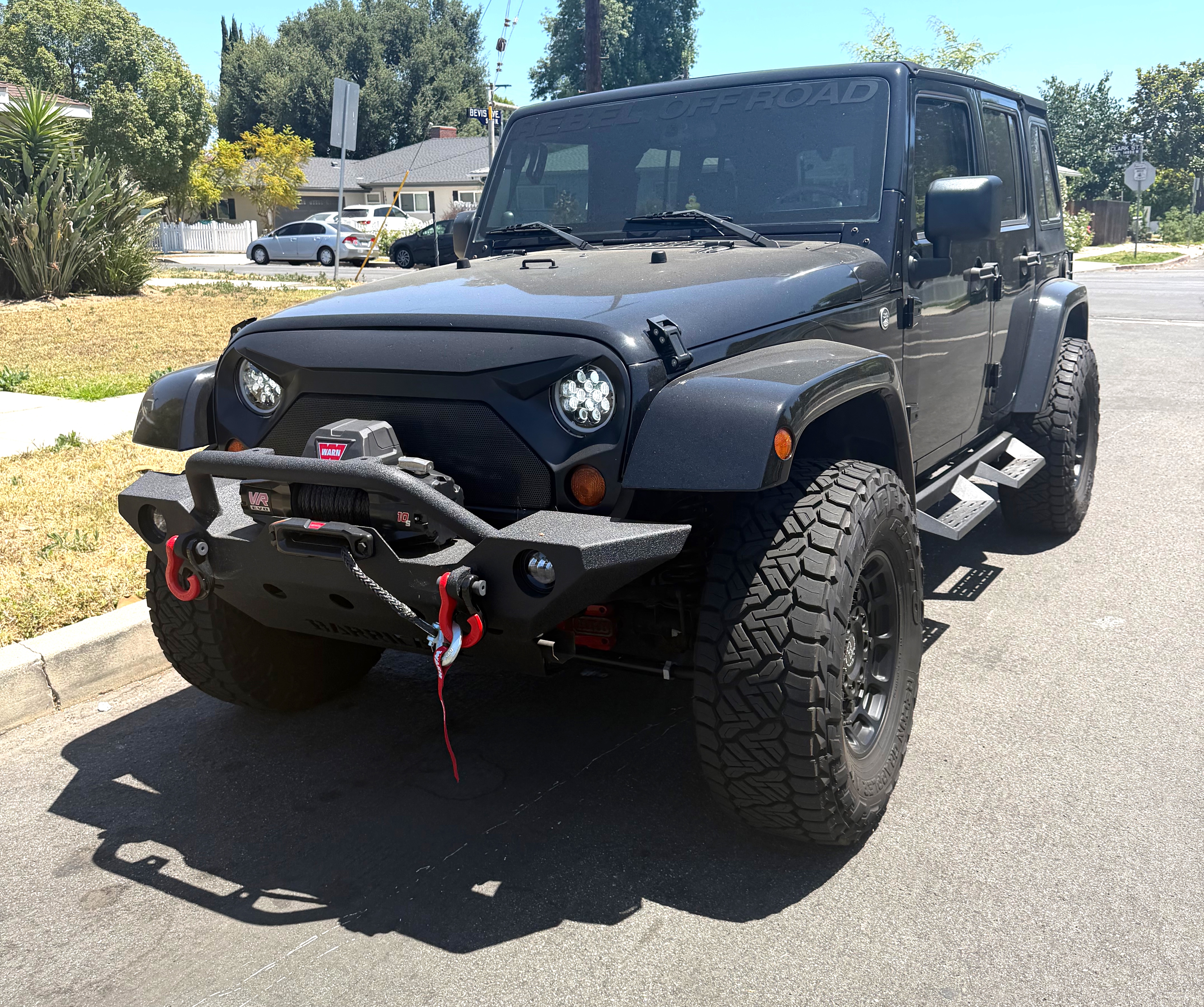 Used 2008 Jeep Wrangler Unlimited Sahara w/ Dual Top Group AWD/4WD image 29