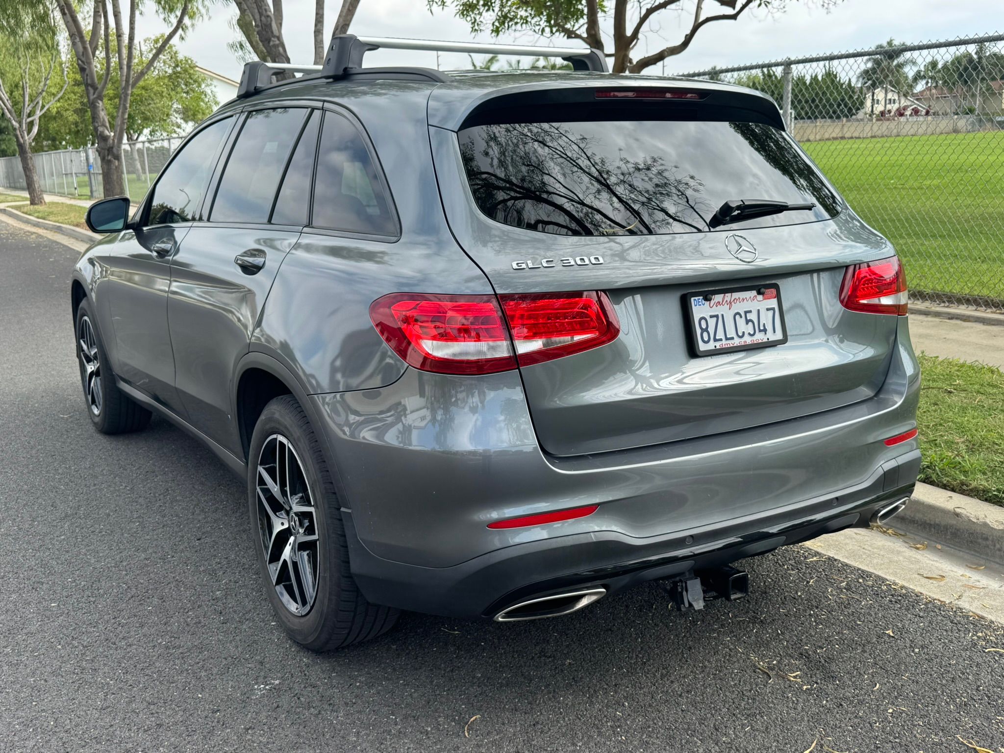 Used 2019 Mercedes-Benz GLC 300 image 4