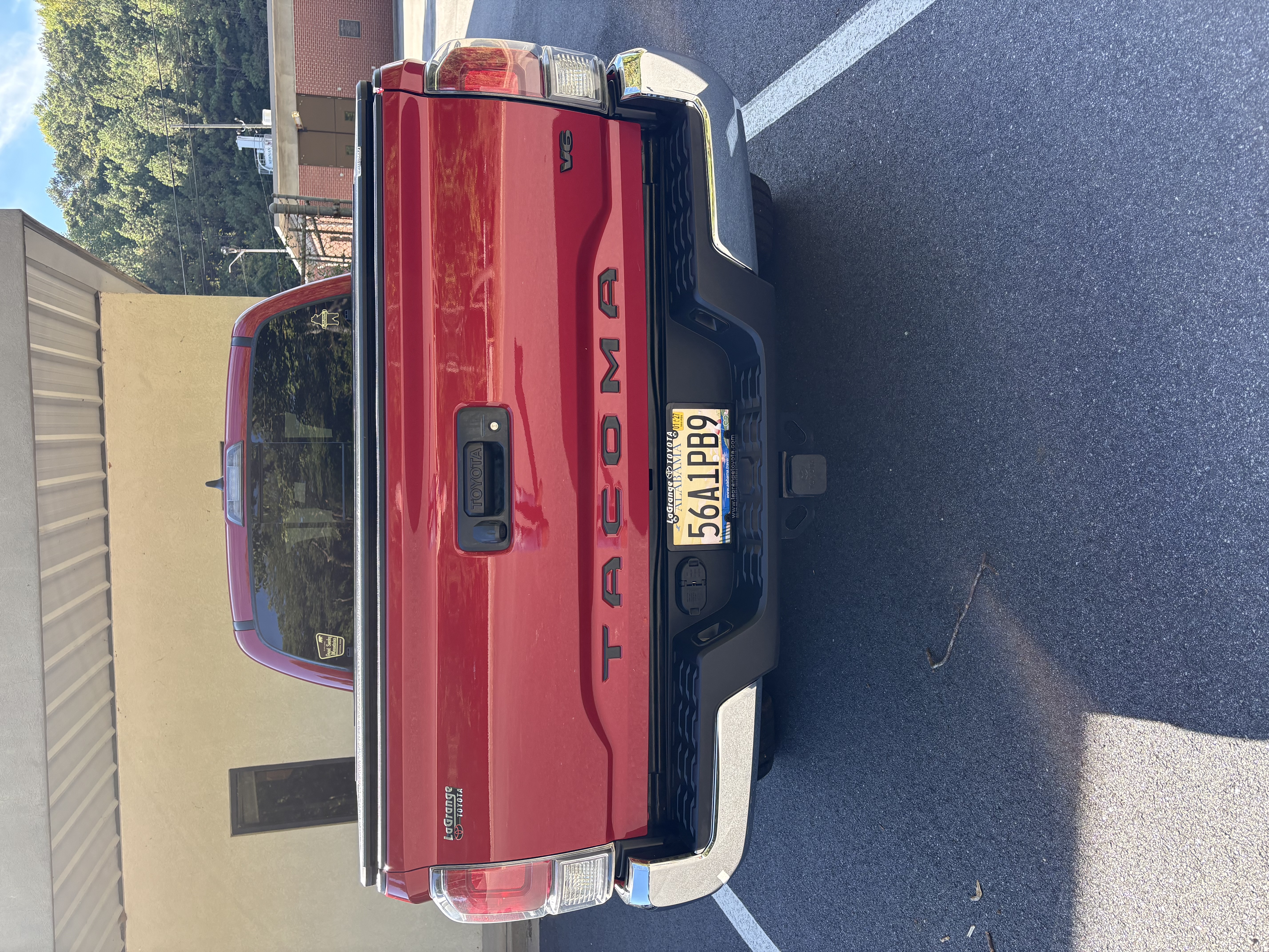 Used 2021 Toyota Tacoma TRD Off-Road AWD/4WD image 5