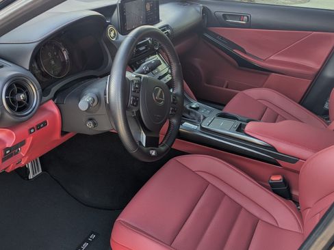 Used 2023 Lexus IS 350 F Sport image 9