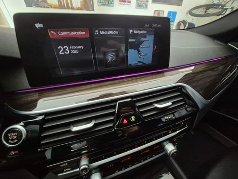 Used 2019 BMW 530i xDrive w/ Convenience Package image 4