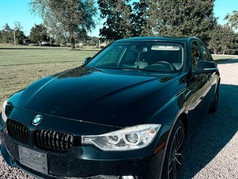 Used 2014 BMW 335i xDrive Sedan AWD/4WD image 1