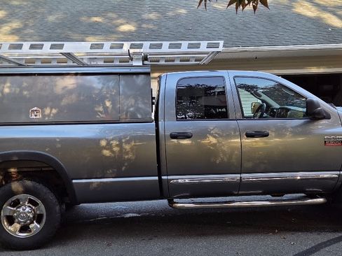 Used 2007 Dodge Ram 2500 Truck Laramie image 4