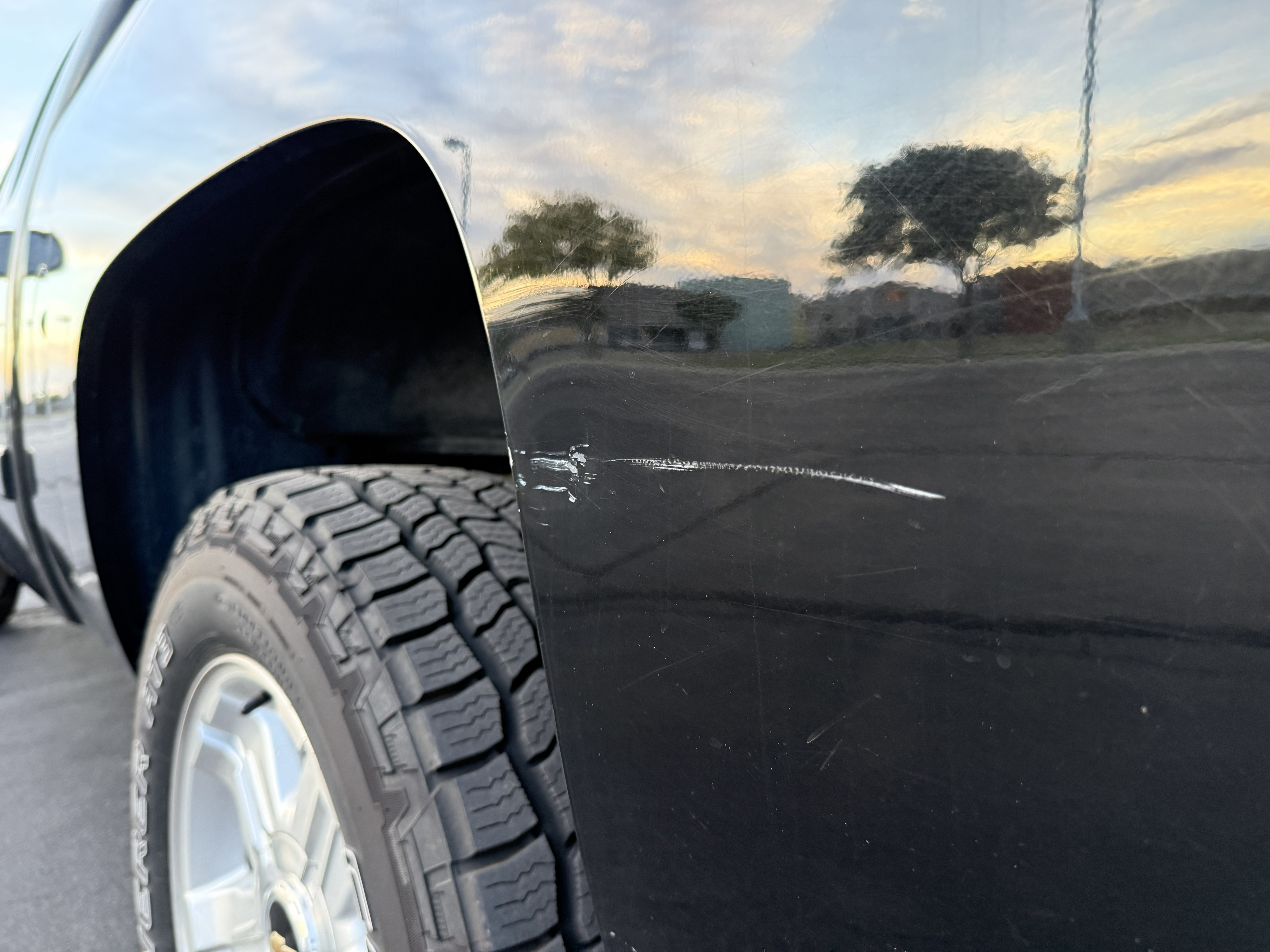 Used 2008 Chevrolet Silverado 1500 LT w/ Suspension Package, Off-Road AWD/4WD image 18