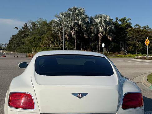 Used 2015 Bentley Continental GT V8 S image 4