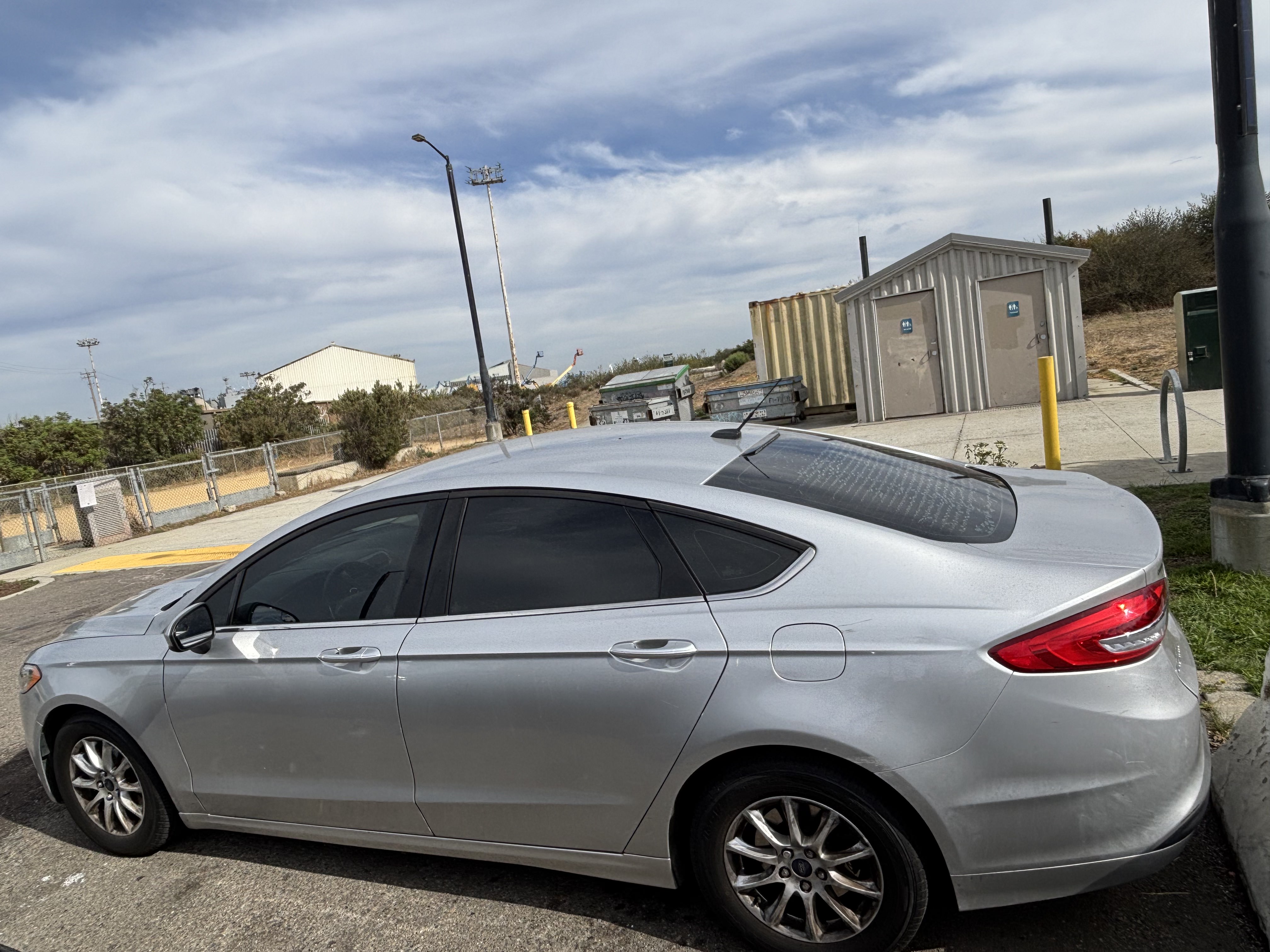 Used 2018 Ford Fusion S FWD image 15