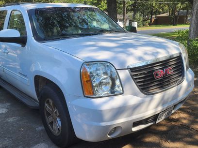 Used 2013 GMC Yukon XL SLT