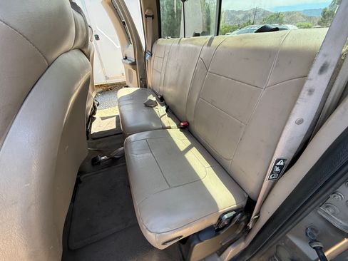 Used 2002 Ford F250 4x4 SuperCab Super Duty image 10