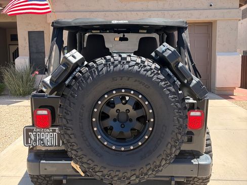 Used 2006 Jeep Wrangler Unlimited AWD/4WD image 5