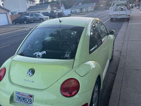 Used 2001 Volkswagen Beetle GLS image 5