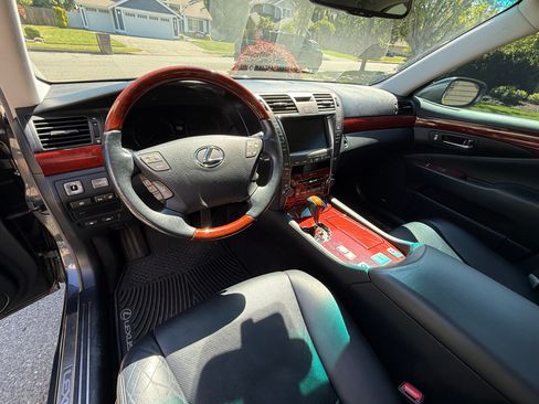 Used 2008 Lexus LS 460 RWD image 6