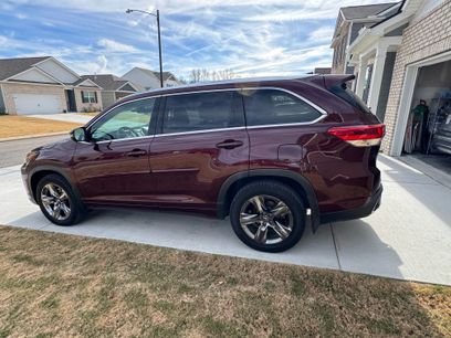 Used 2019 Toyota Highlander Limited Platinum