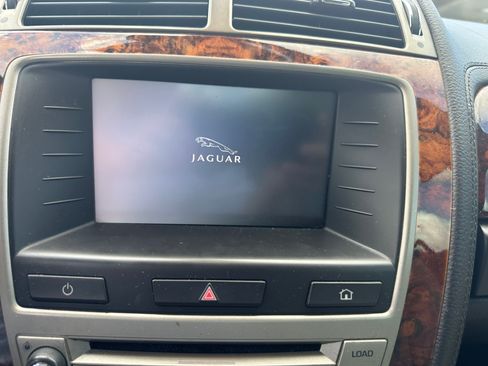 Used 2009 Jaguar XKR R image 11