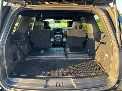 Used 2018 Ford Expedition Limited AWD/4WD image 15