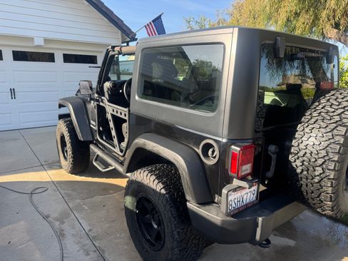 Used 2012 Jeep Wrangler Sport w/ Connectivity Group AWD/4WD image 5