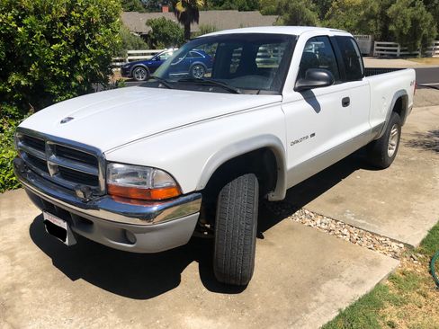 Used 2001 Dodge Dakota Sport image 4