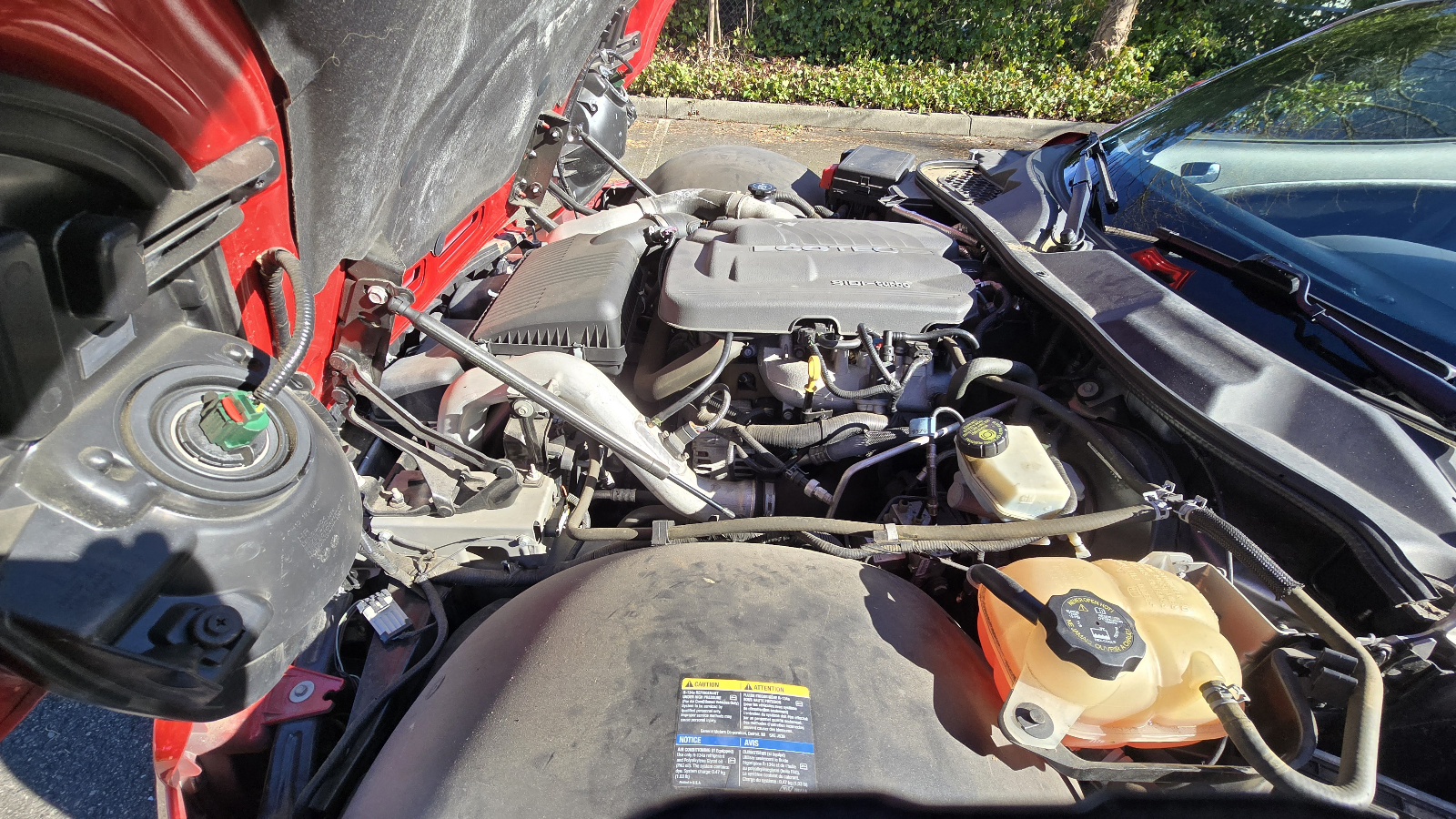 Used 2008 Pontiac Solstice GXP w/ Premium Package RWD image 17