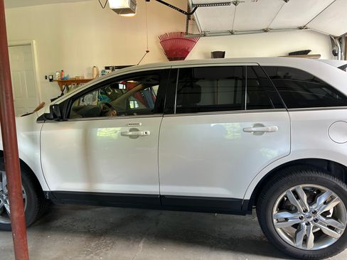 Used 2014 Ford Edge Limited w/ Driver Entry Package AWD/4WD image 1