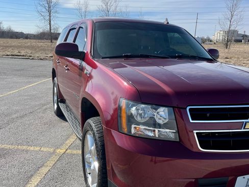 Used 2008 Chevrolet Tahoe 4WD Hybrid image 1
