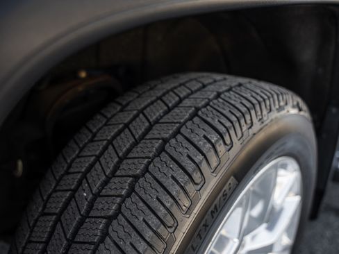 Used 2015 GMC Sierra 1500 SLT w/ SLT Crew Cab Value Package image 26