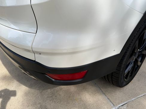Used 2018 Ford Escape SEL w/ SEL Sport Appearance Package AWD/4WD image 25