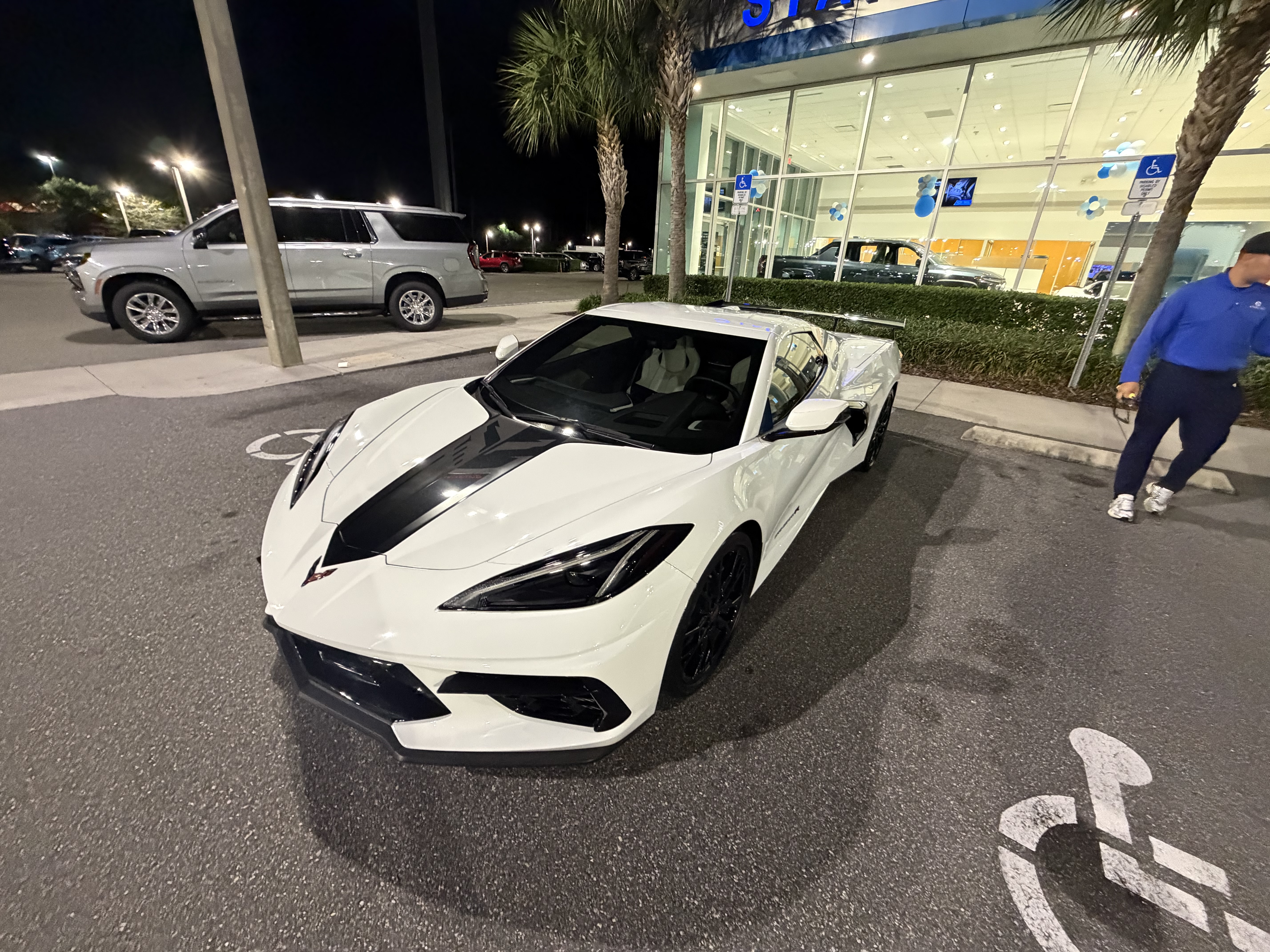 Used 2023 Chevrolet Corvette Stingray Preferred Conv w/ Z51 Performance Package RWD image 13