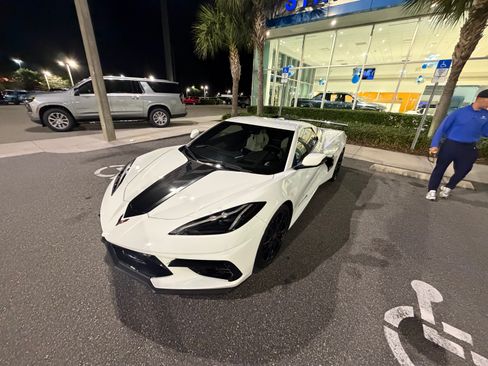 Used 2023 Chevrolet Corvette Stingray Preferred Conv w/ Z51 Performance Package RWD image 13