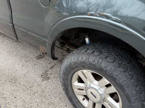 Used 2004 Ford F150 Lariat image 13