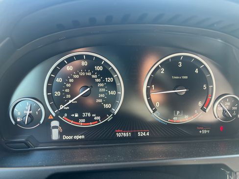 Used 2015 BMW X5 xDrive35d image 4